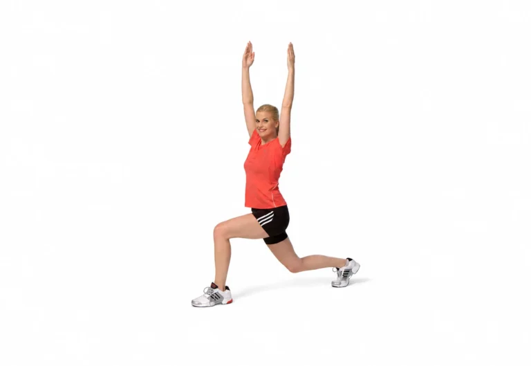 Lunge & Overhead Reach technique position