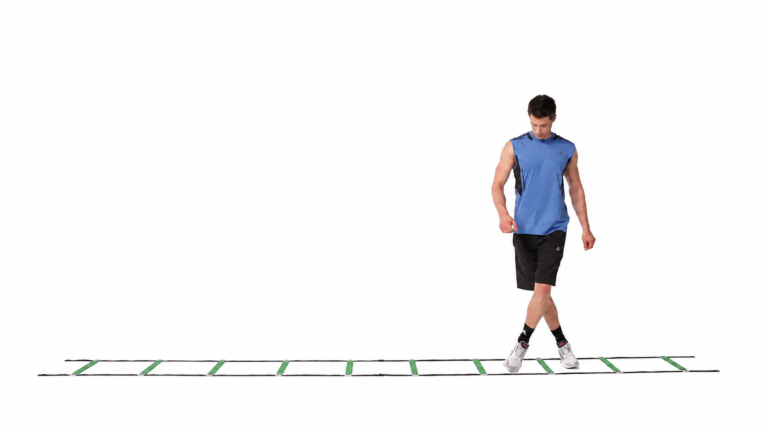 Front crossing: the moving leg passes in front of the support leg.